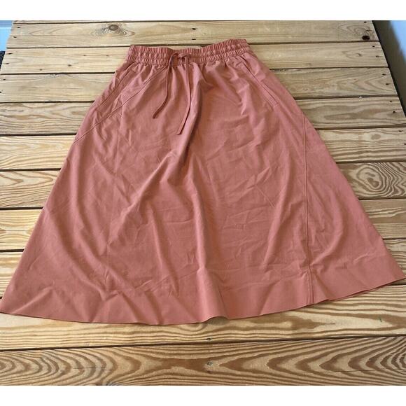 Athleta Dresses & Skirts - Athleta Athletic Drawstring Skirt Size 2 Women’s Coral